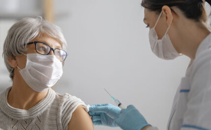 Vacina contra o coronavírus: 5 cuidados para tomar sem risco