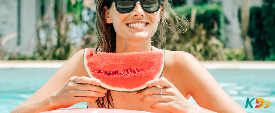 Verão: 6 frutas diuréticas que te ajudam a desinchar